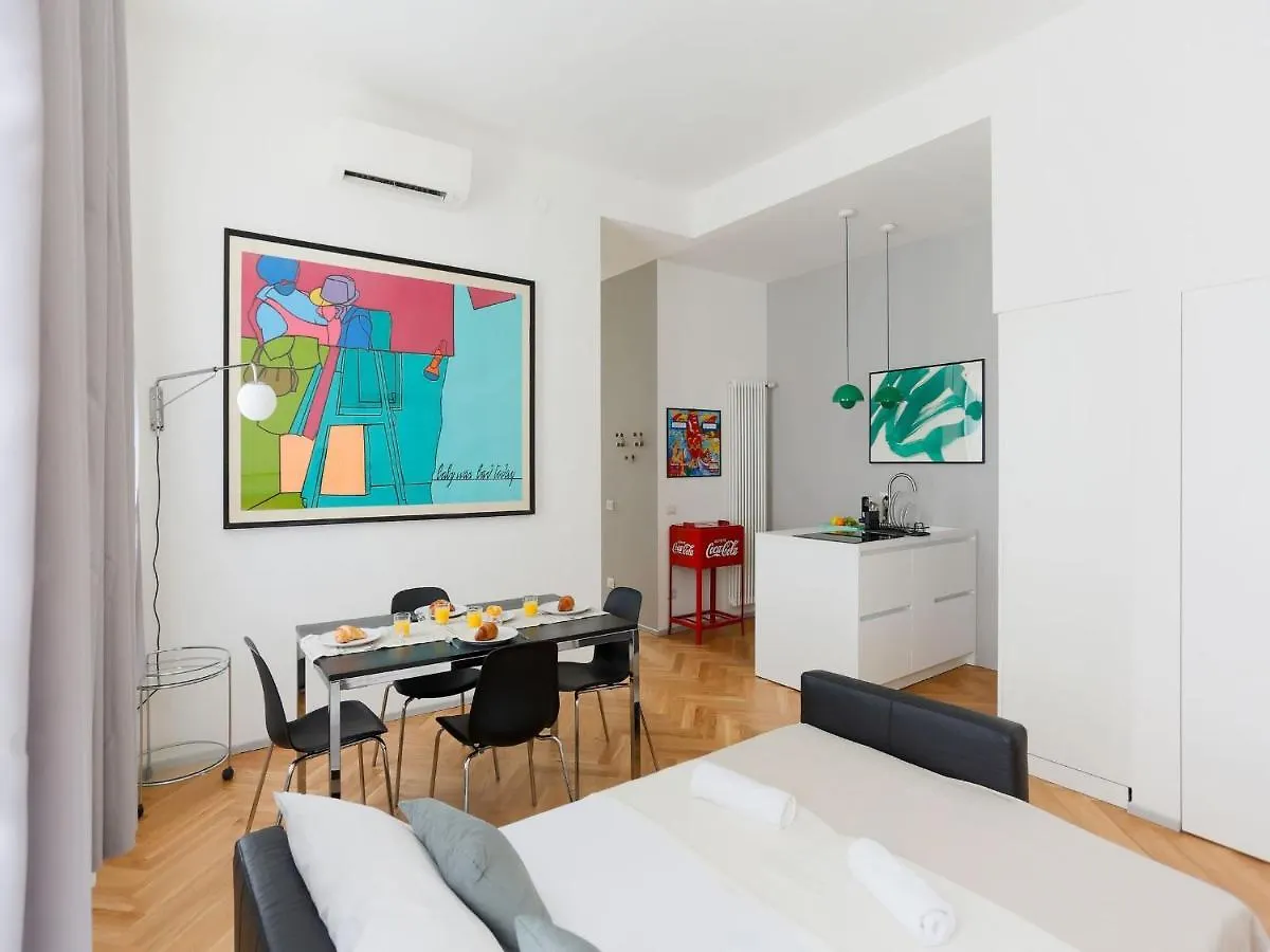 The Best Rent - Colorful Apartment Milan City Center