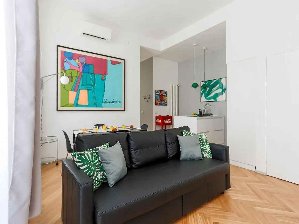The Best Rent - Colorful Apartment Milan City Center
