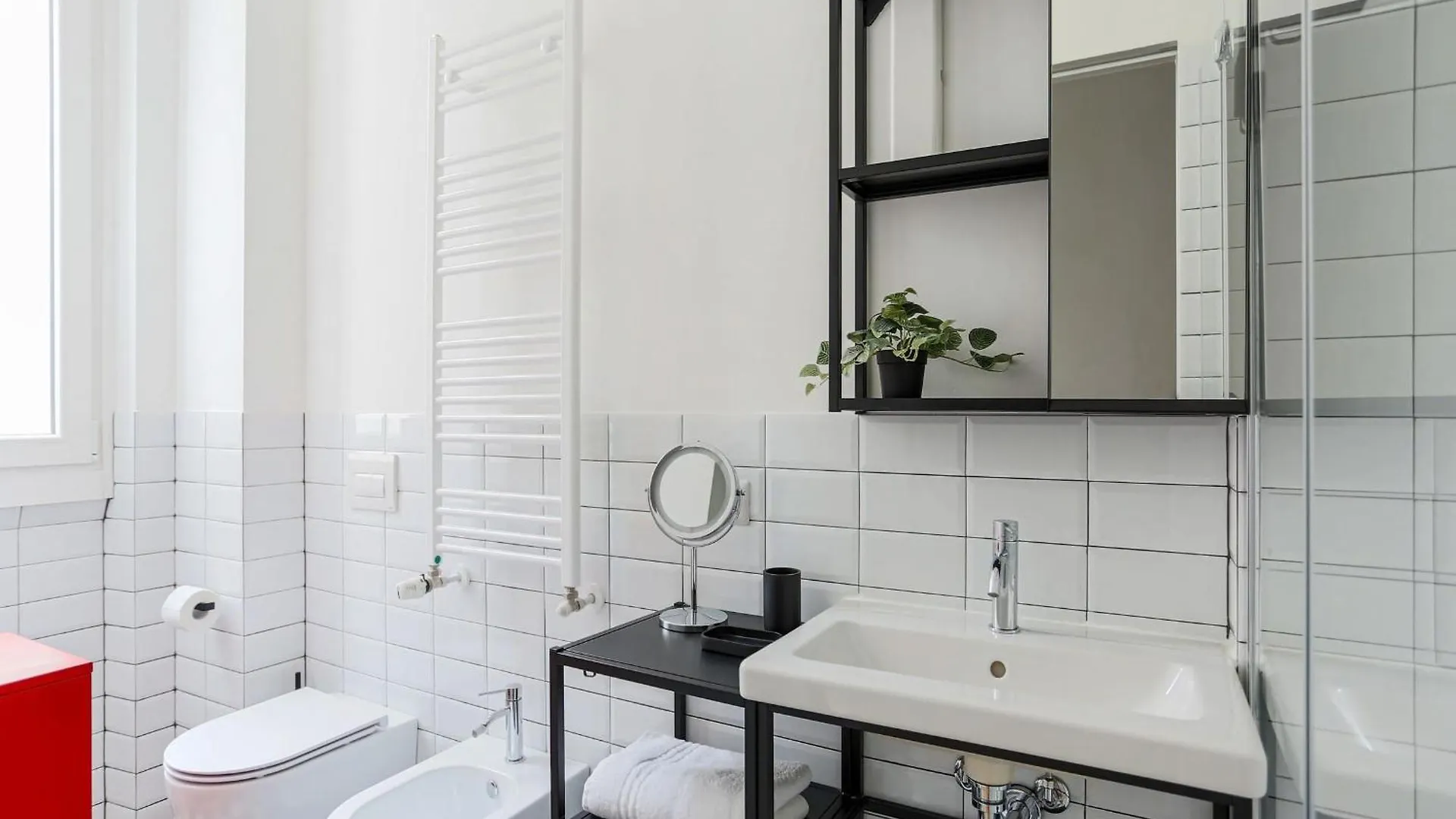 The Best Rent - Colorful Apartment Milan City Center 0*,